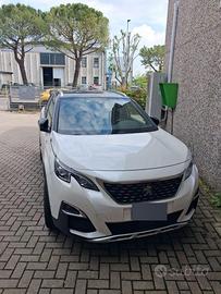 PEUGEOT 3008 HYBRID4 300 E-EAT8 GT