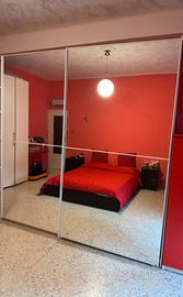 Armadio a specchio ante scorrevole