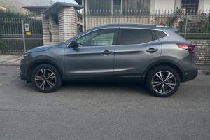 Nissan quasqai
