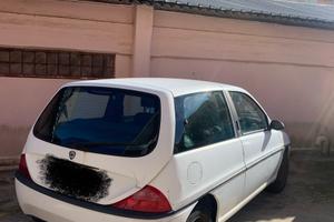 Lancia y 1200 benzina prima serie 98