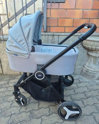 Duo carrozzina e passeggino con telaio Chicco Best