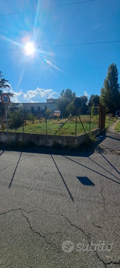 Terreno con tutti i servizi - Altro