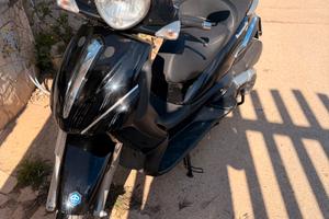 Piaggio BEVERLY 500
