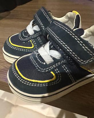 Scarpe primigi n 19