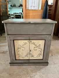 Credenzina con ribalta/scrittoio