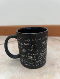 Tazza con formule matematiche