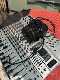 Mixer behringer