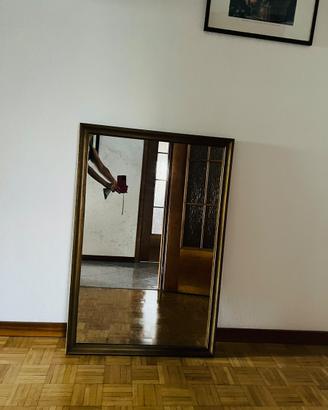 Specchio con cornice vintage