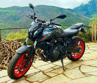 MT 07 - Yamaha 2021