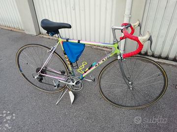 bici da corsa fine anni 80 con telaio in acciaio