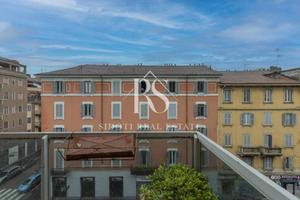 Attico / Mansarda di 90 m² con 2 locali a Milano