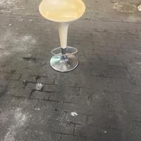 Sgabello bombo bianco di Magis