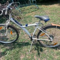 Mountain bike b- twin