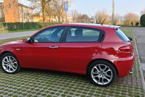Alfa 147 Moving con Sport Pack 1.6 GPL