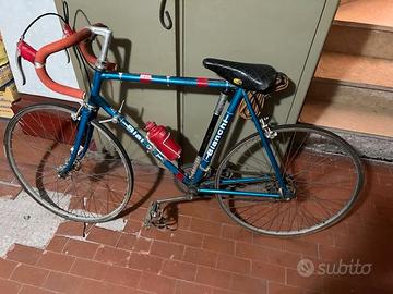 bicicletta da corsa bianchi.