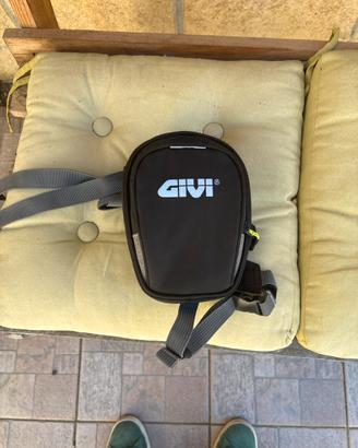 Borsello da gamba Givi