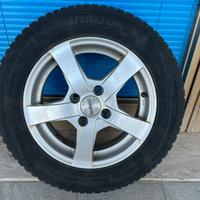 4 Cerchi in lega 14” con gomme