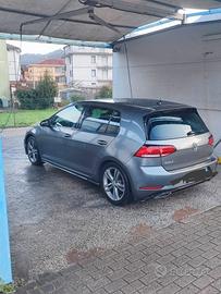 Volkswagen Golf 7 R-Line 150cv DSG