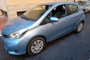 Toyota Yaris neopatentati euro5 full optional!