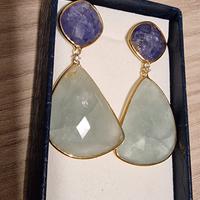 Orecchini oro e pietre