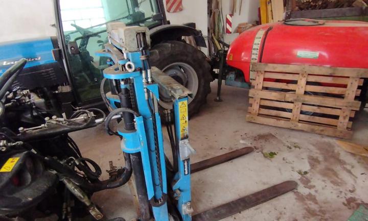 Elevatore idraulico triplex