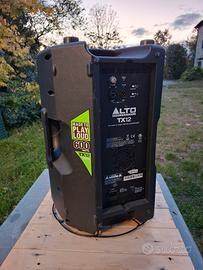 casse musicali + piedistallo + mixer
