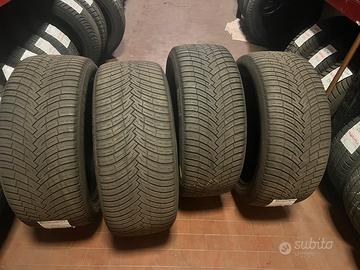 Gomme PIrelli scorpion M+S255/45 R20