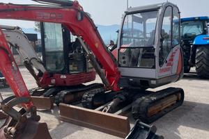 MINIESCAVATORE NEUSON 3503