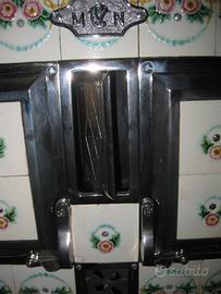 Stufa vecchia di recupero