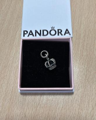 Pandora ciondolo corona