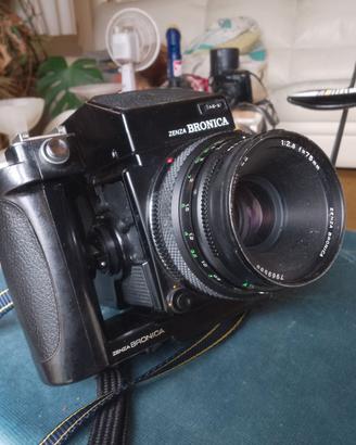 Zenza bronica