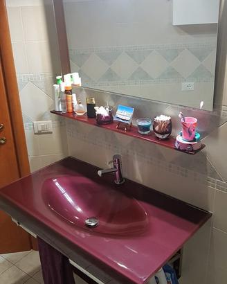 Lavandino sospeso in vetro