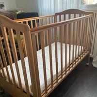 Lettino a sponde + materasso bambino