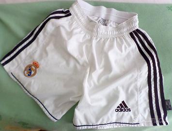 REAL MADRID PANTALONI CALCIO ALBUM FIGURINE SPAGNA