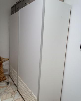 Armadio bianco