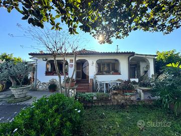 CASA INDIPENDENTE A SABAUDIA