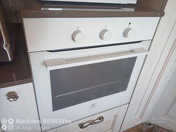 Forno incasso Electrolux pari al nuovo