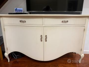 Credenza stile barocco. Falegnameria Bozzolan