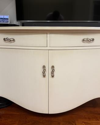 Credenza stile barocco. Falegnameria Bozzolan
