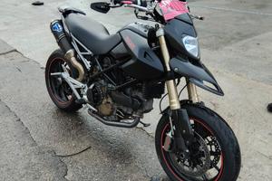 ducati hypermotard 1100