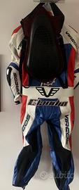 TUTA E STIVALI MOTOCICLISMO