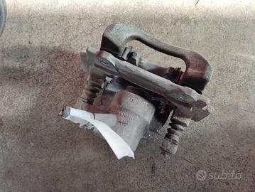 Pinza freno post sx TOYOTA VERSO 1598cc D 2016