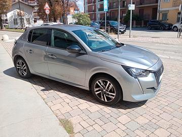 Peugeot 208 PureTech 100CV 5 porte