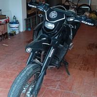 Yamaha XT660X Motard