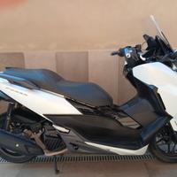 HONDA FORZA 125