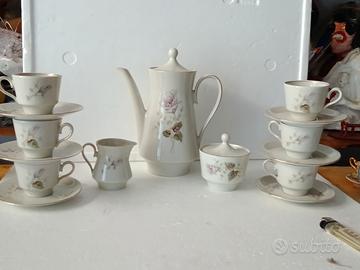 Servizio tazze porcellana vintage 
