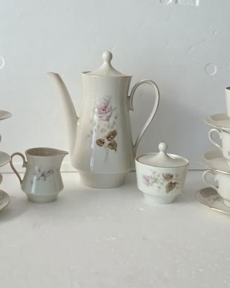 Servizio tazze porcellana vintage 