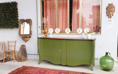 CREDENZA SAGOMATA