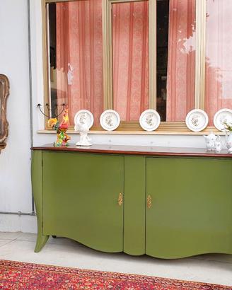 CREDENZA SAGOMATA