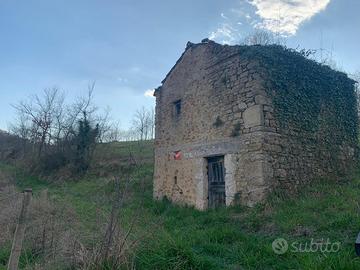 Terreno con rustico